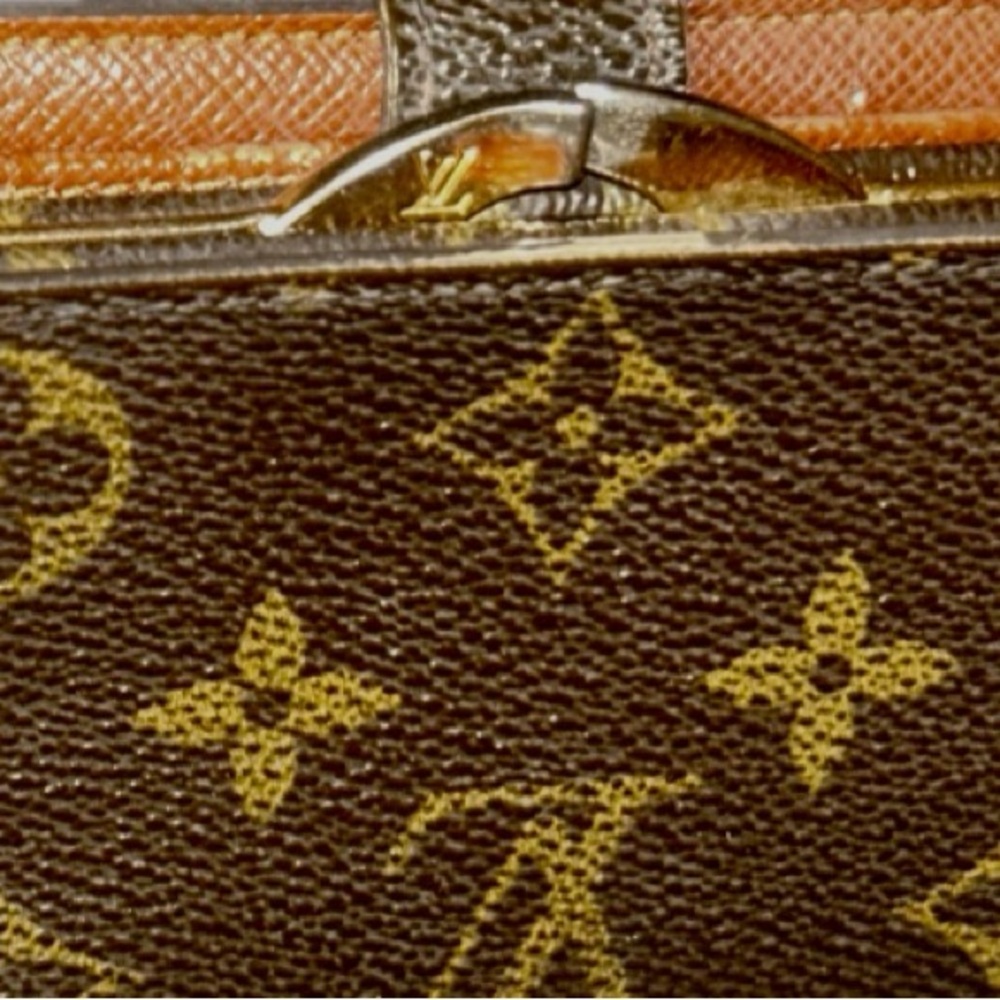 Louis Vuitton Vintage Monogram Wallet Kisslock Coin | TH0091 Made in France - Picture 8 of 8